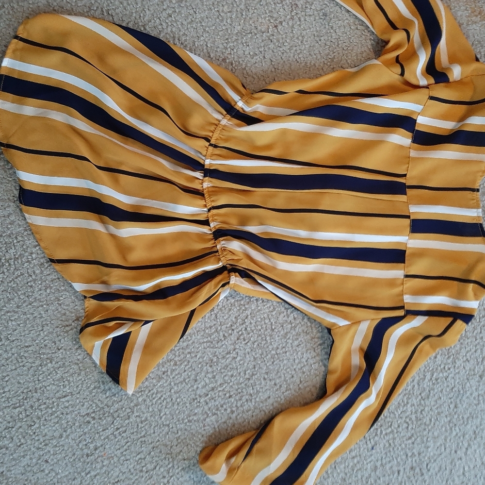 yellow striped blouse - Picture 9 of 10